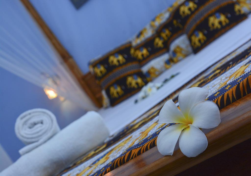 Golden Lodge Тангале Стая снимка
