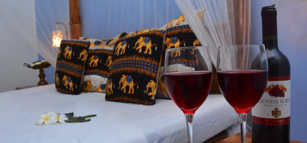 Golden Lodge Тангале Екстериор снимка