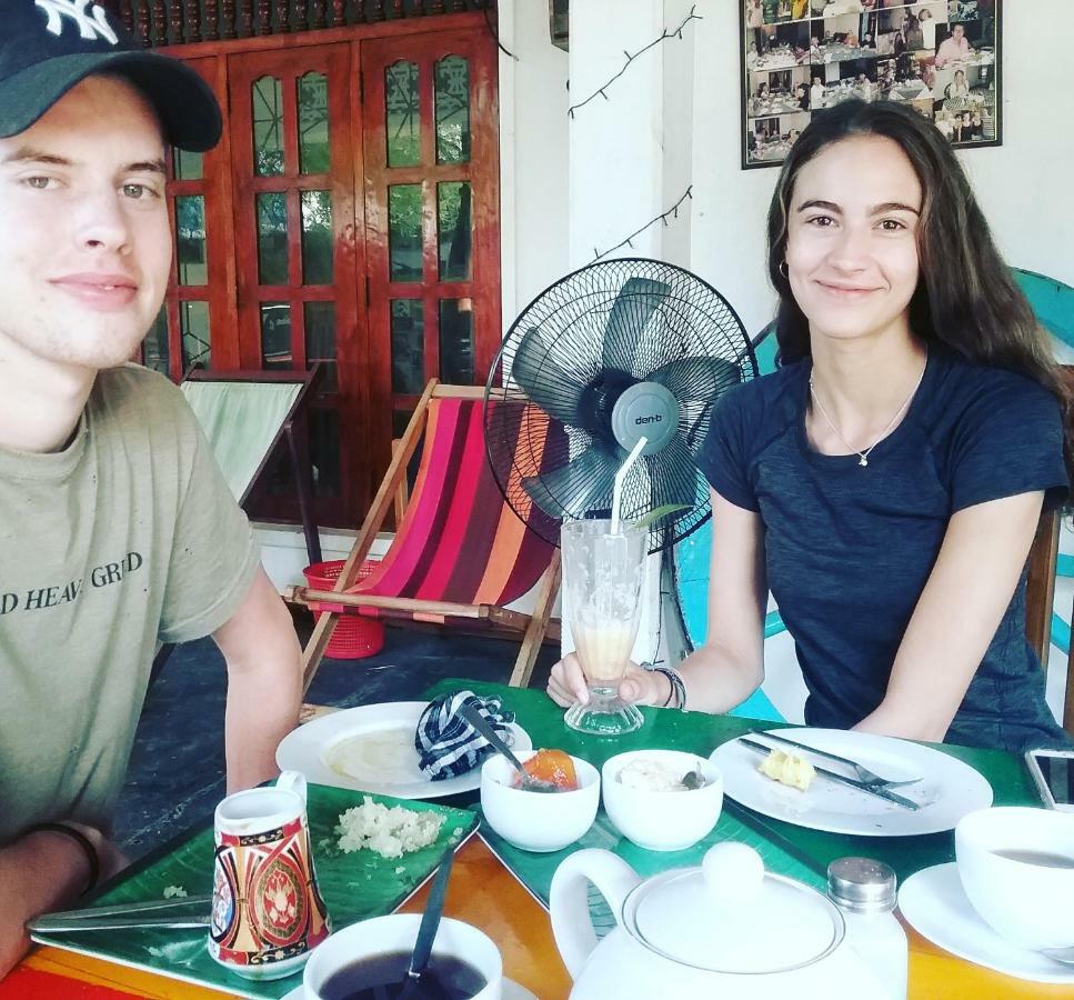 Golden Lodge Тангале Екстериор снимка